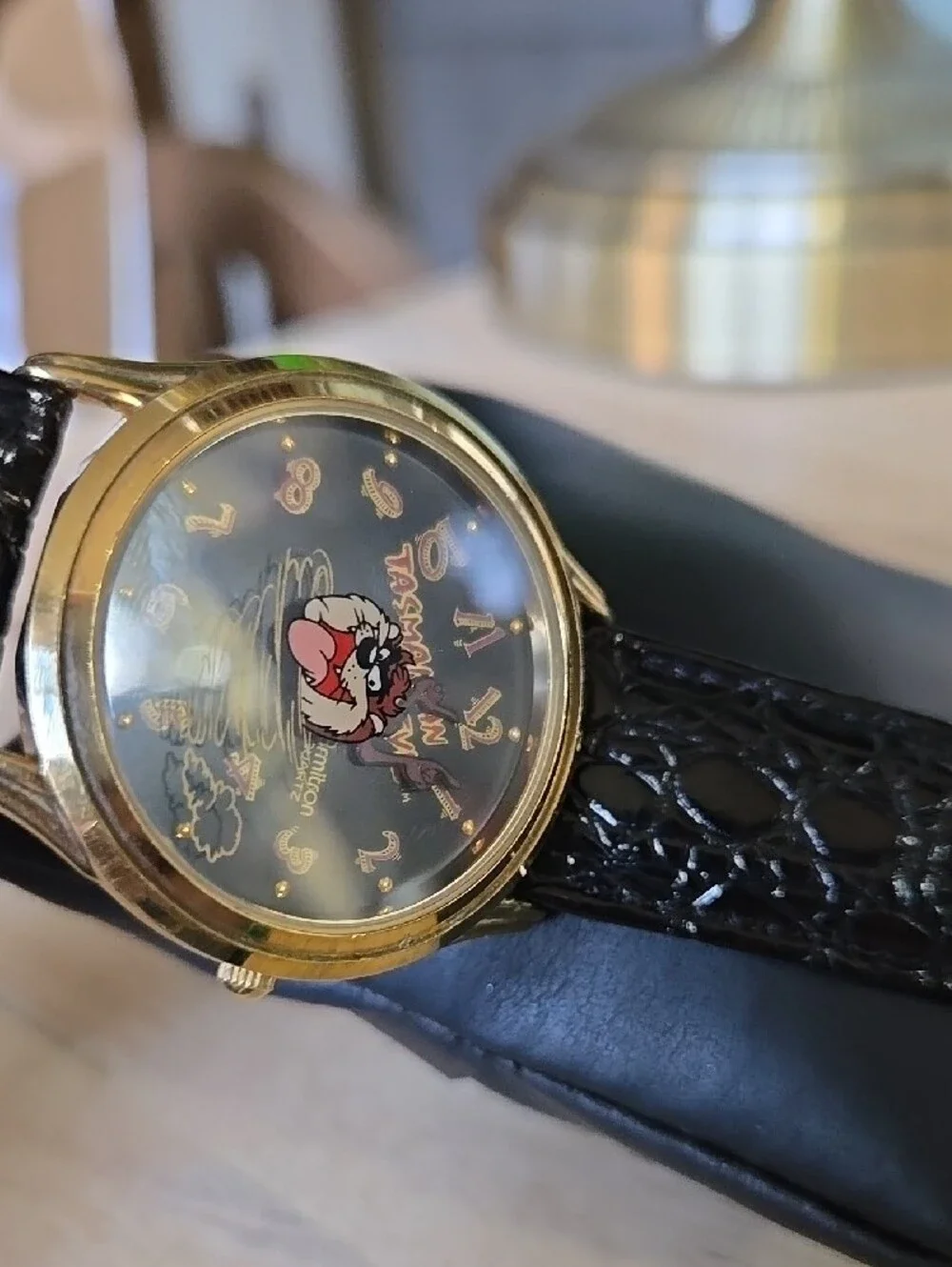Vintage 1992 Warner Bros Tazmanian Devil Watch